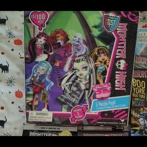 Monster High Purple & Pink 5-Puzzle 3D Pack
